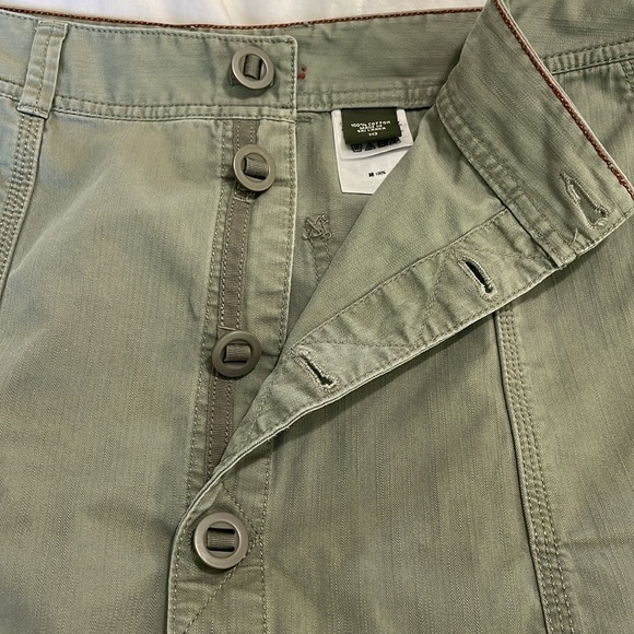 Eddie Bauer |Olive Green |Button Down |ALine |Knee-Length |Casual|Skirt |Size 10 - Picture 12 of 16